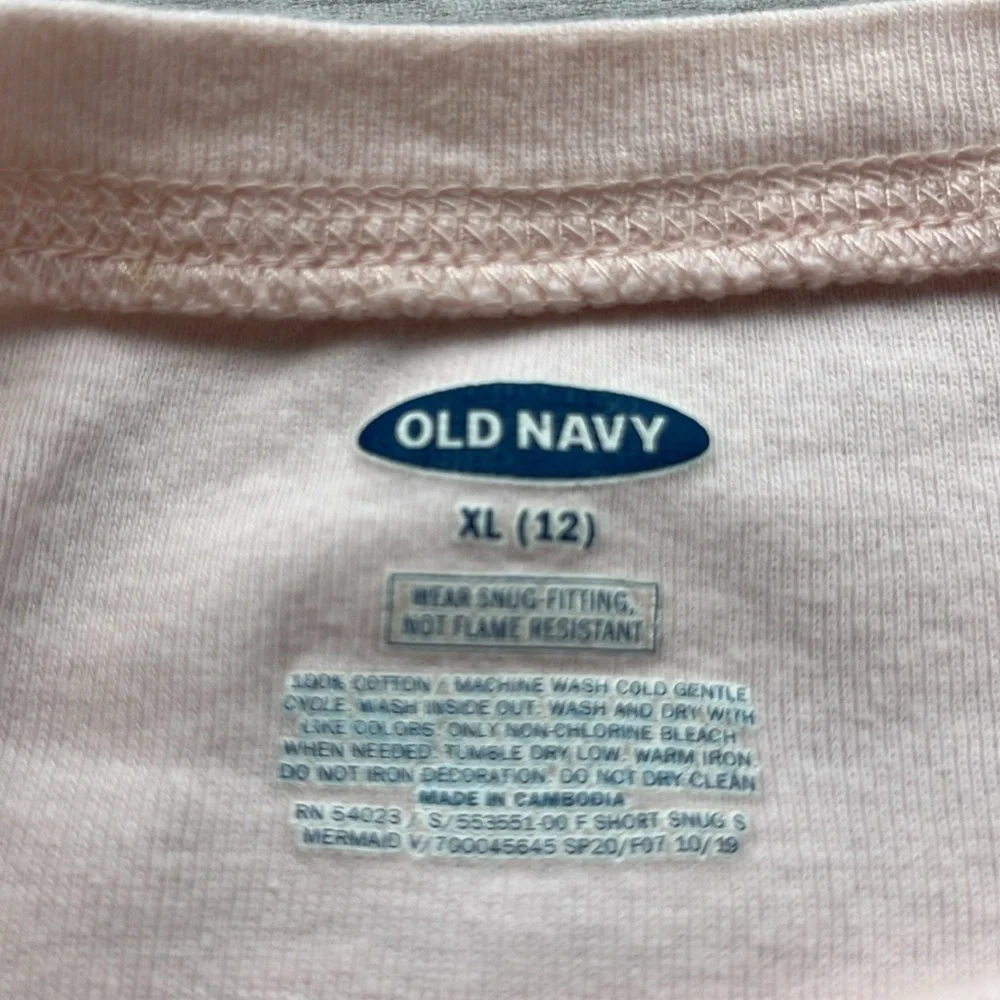 Old Navy girl’s pajama top, mermaid 🧜‍♀️, size 12 years (XL).